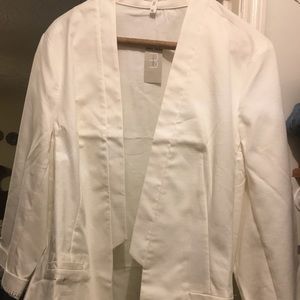 Maurice’s white twill blazer NWT